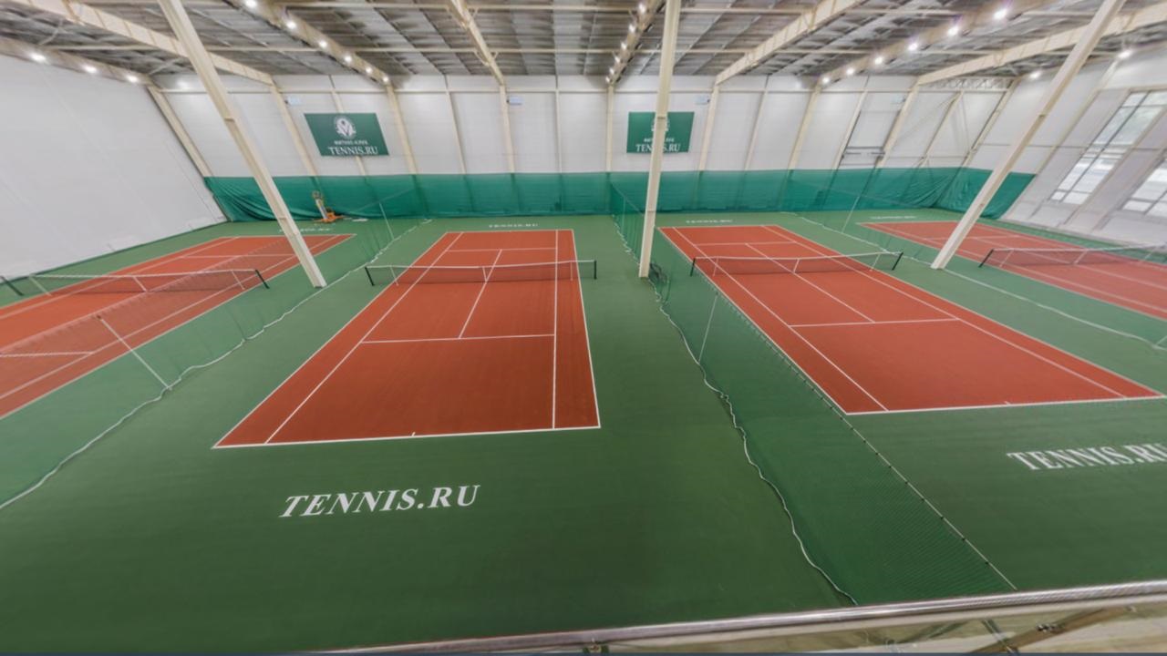 Аренда теннисных кортов в клубе Tennis.ru