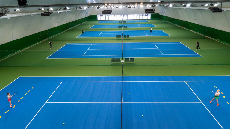 Аренда теннисных кортов в Академии Территория Тенниса