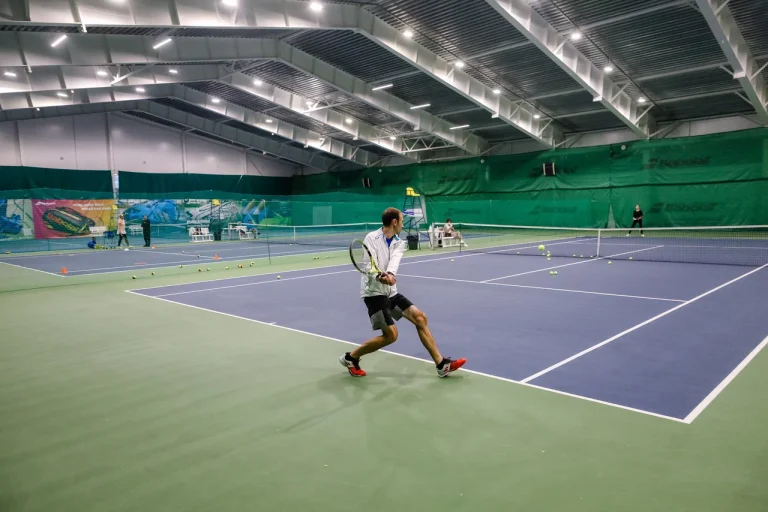 Аренда теннисных кортов в клубе Tennis Family Club