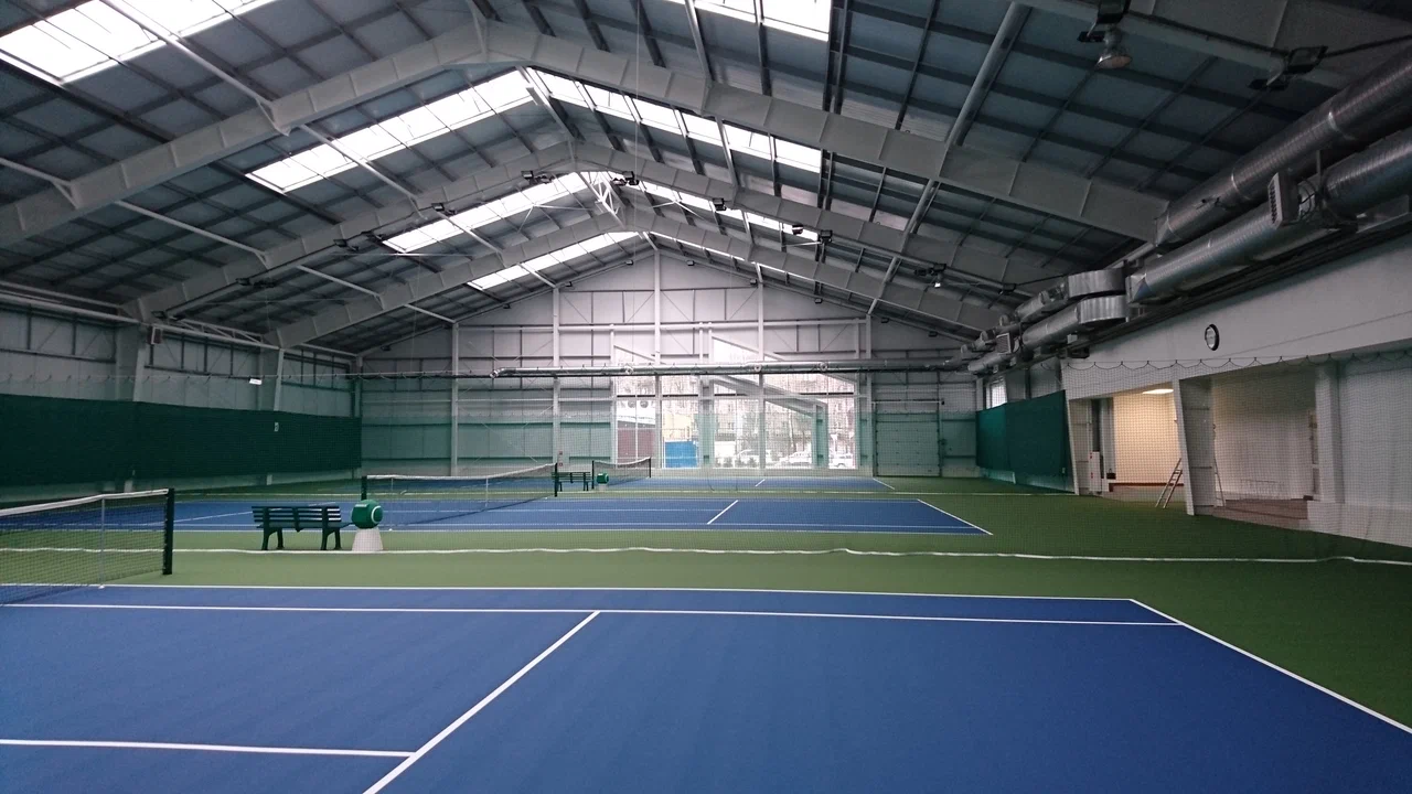 Аренда теннисных кортов в Центре теннисных технологий Импульс