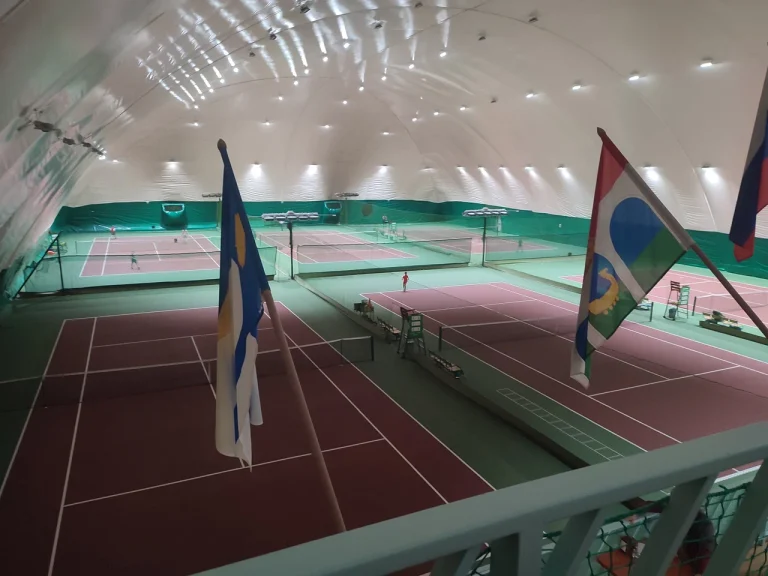 Аренда теннисных кортов в Клубе Пироговский